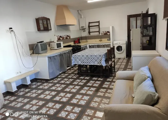 Cortijo Ferre, A Los Pies Del Castillo La Atalaya De Nijar